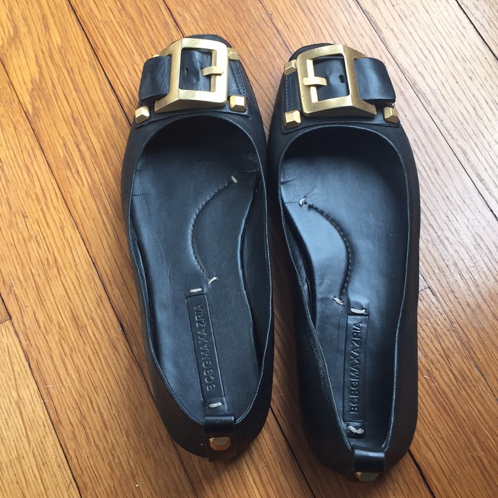 BCBG MAXAZRIA Black Leather Flats